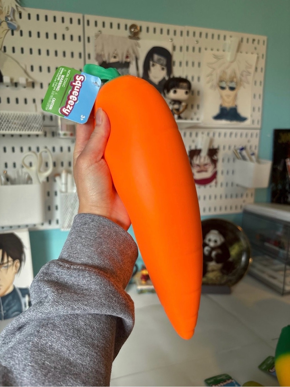 Carrot Squeezy squishy fidget viral